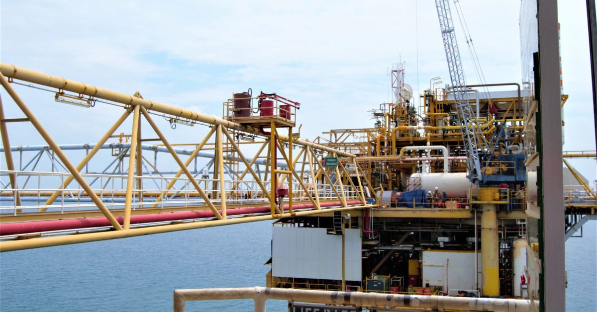 UAE oil output: Proven strategies for market growth
